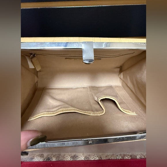 TROUVÉ Faux Croc Shoulder Bag – Beige Structured Purse - Picture 4 of 7